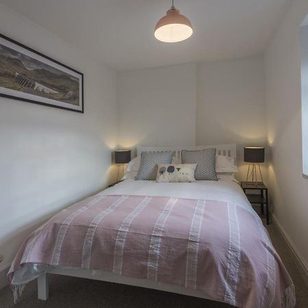 Ffestiniog Finest Retreats - Tegannedd - Luxury Grade II Listed Cottage With Hot Tub מראה חיצוני תמונה
