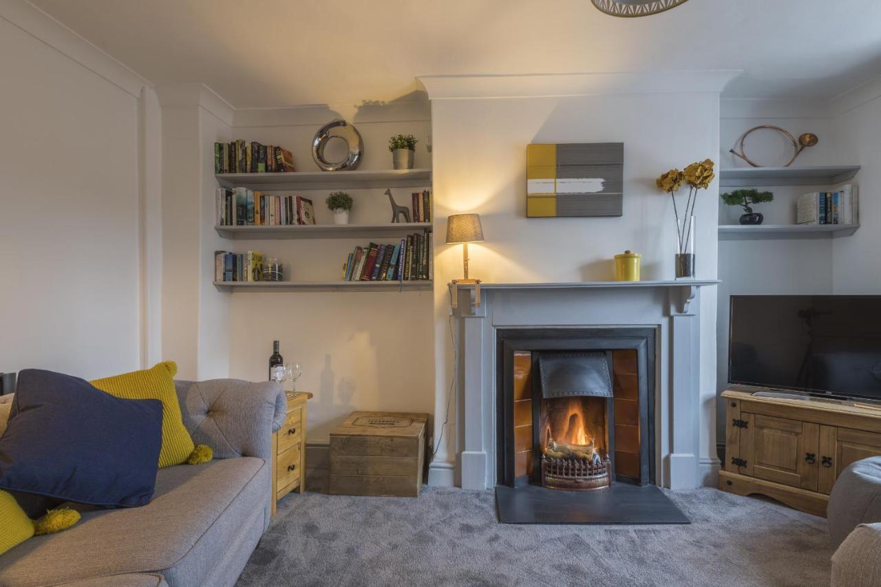 Ffestiniog Finest Retreats - Tegannedd - Luxury Grade II Listed Cottage With Hot Tub מראה חיצוני תמונה